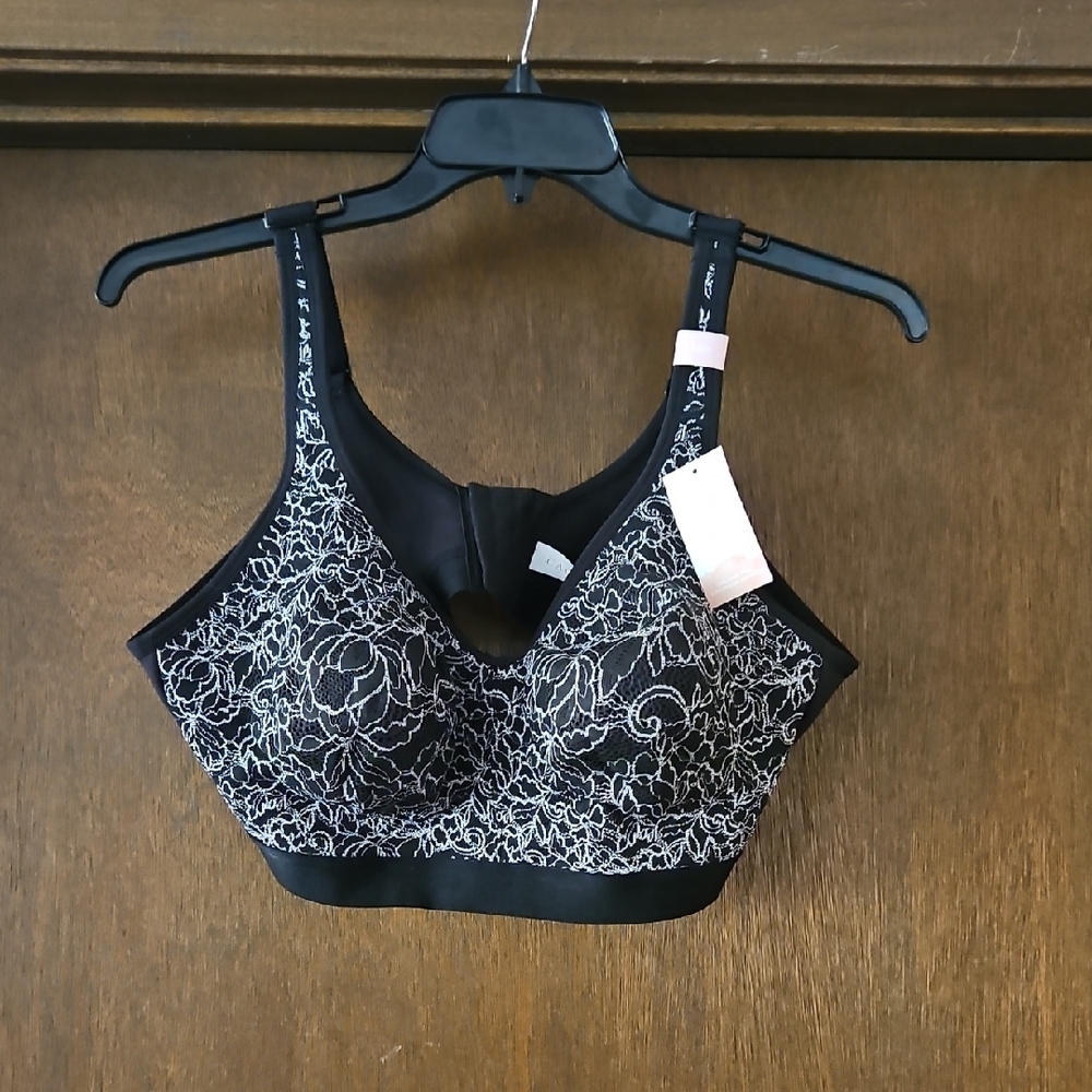 Cacique Black and White Floral Lace Bra